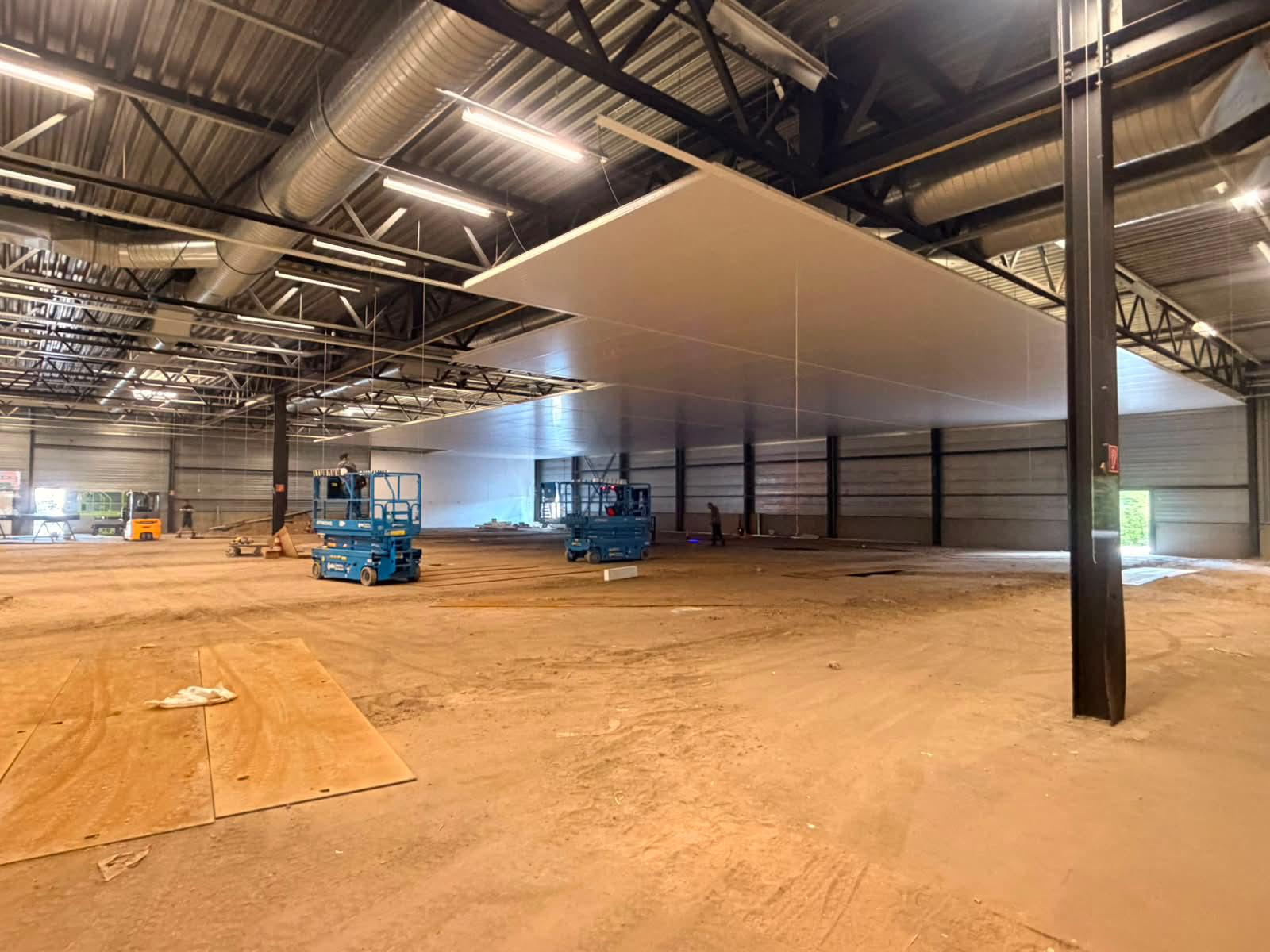 Montage van ombouw en plafonds